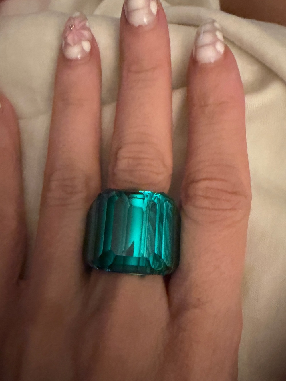 Swarovski lucent cocktail ring/ green - Picture 6 of 12